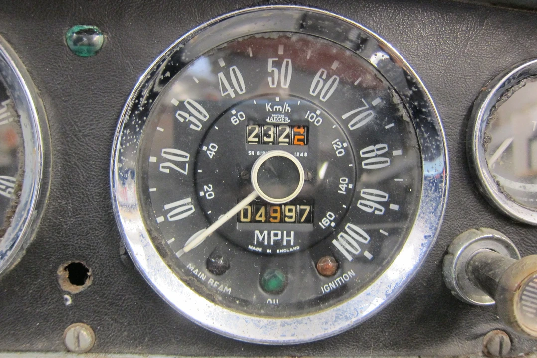 1963 Triumph Spitfire Mark I - Image 5 of 11