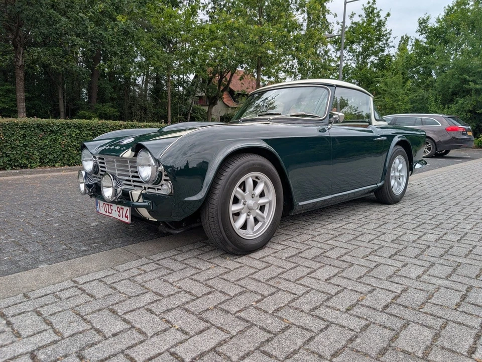 1963 Triumph TR4 - Image 4 of 30