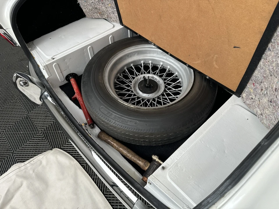 1963 Triumph TR4 - Image 25 of 30