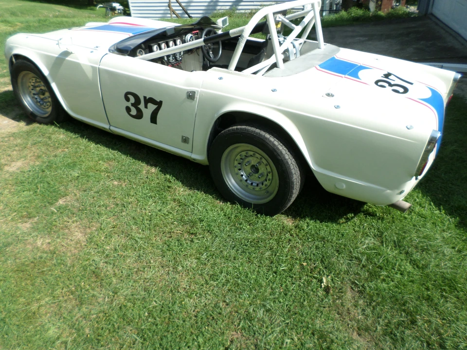 1963 Triumph TR4 - Image 8 of 31