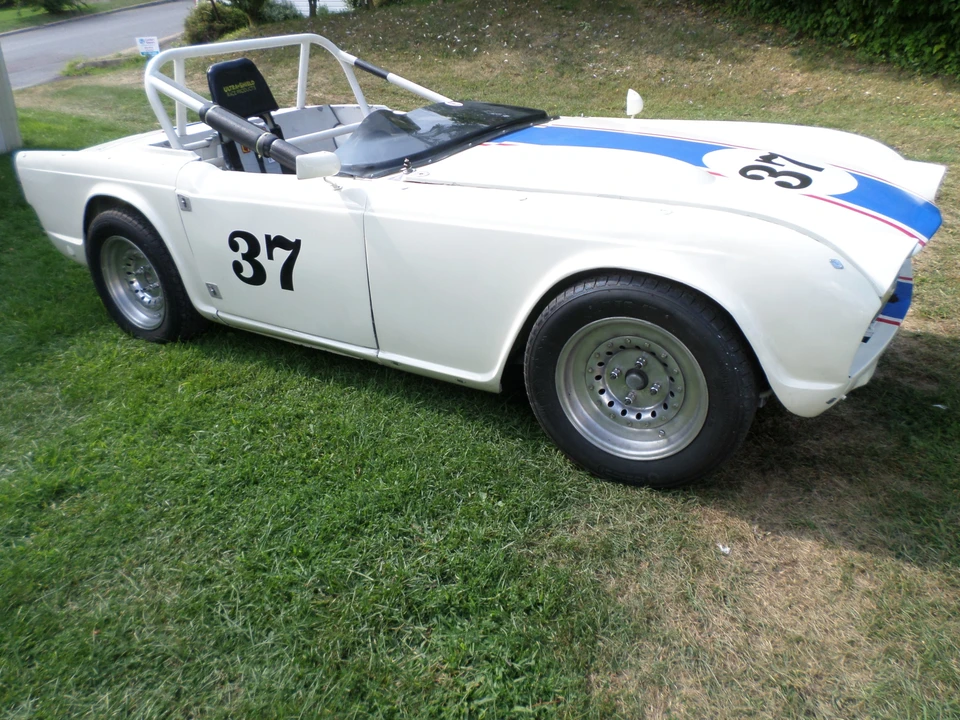 1963 Triumph TR4 - Image 4 of 31