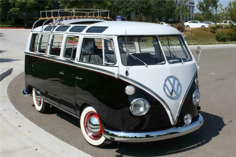 1963 Volkswagen Split-Window Bus - Image 2 of 5