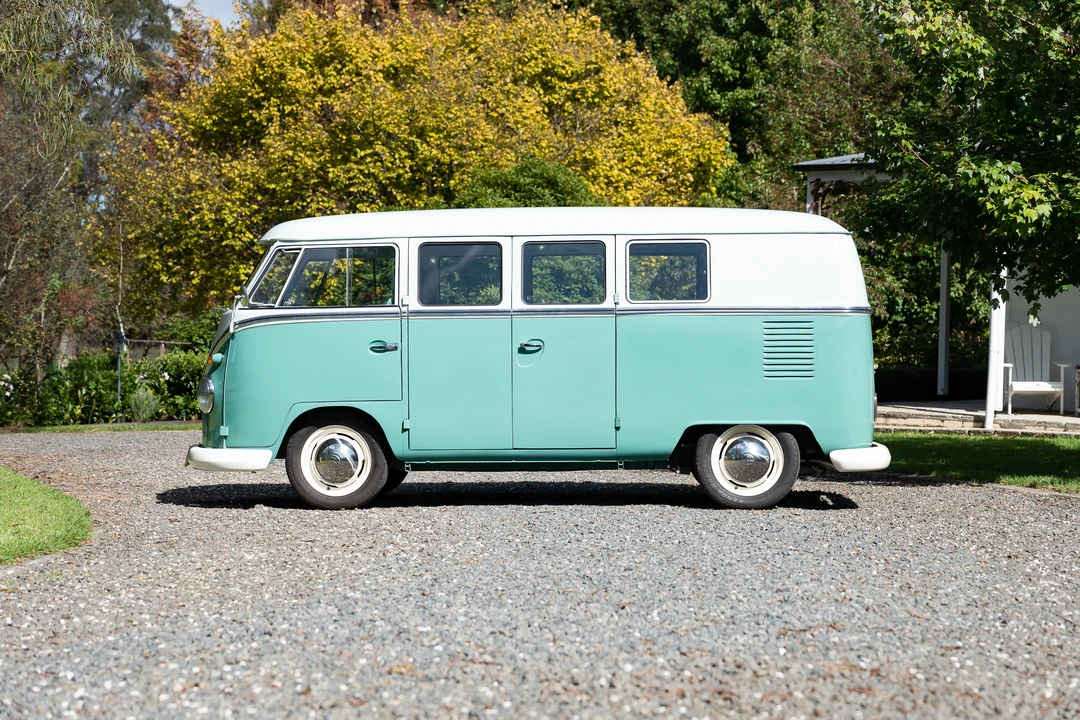 1963 Volkswagen Split-Window Camper - Image 5 of 31