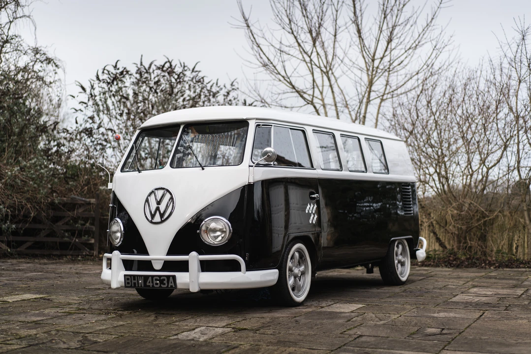 1963 Volkswagen Split-Window Camper - Image 4 of 31