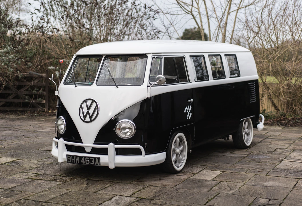 1963 Volkswagen Split-Window Camper - Image 2 of 31