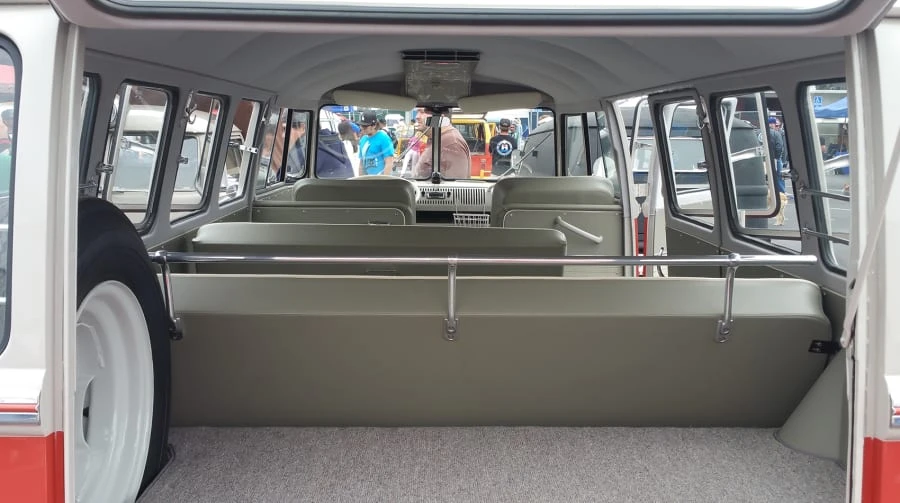 1963 Volkswagen Split-Window Bus - Image 5 of 7