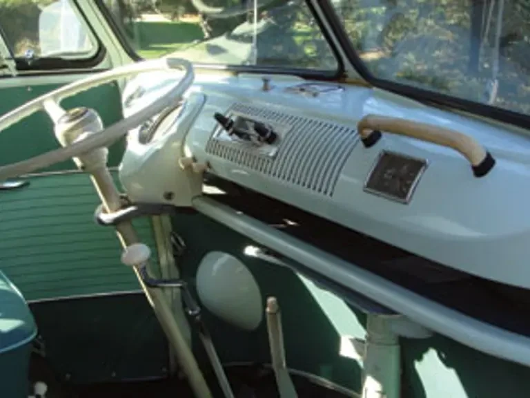 1963 Volkswagen Split-Window Bus - Image 3 of 13