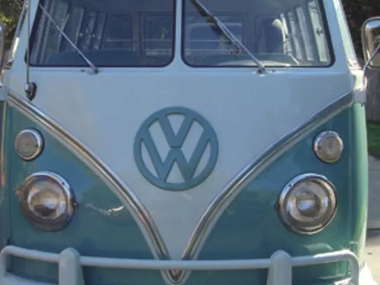 1963 Volkswagen Split-Window Bus - Image 5 of 13