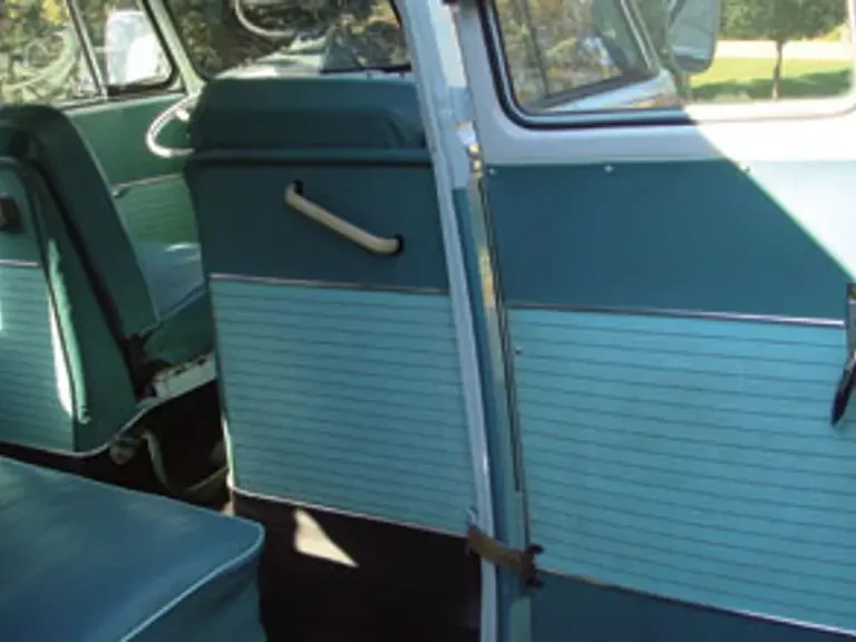 1963 Volkswagen Split-Window Bus - Image 12 of 13