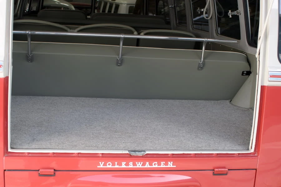 1963 Volkswagen Split-Window Bus - Image 7 of 8