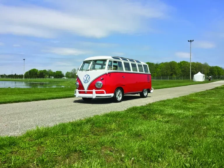 1963 Volkswagen Split-Window Bus - Image 2 of 2