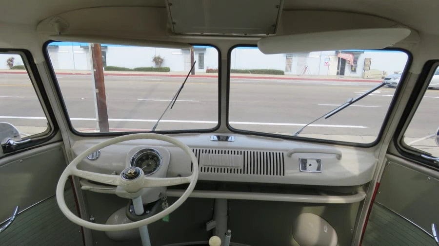 1963 Volkswagen Split-Window Bus - Image 4 of 12