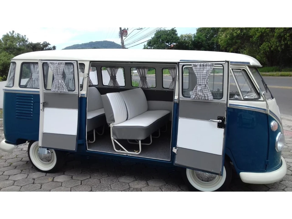 1963 Volkswagen Split-Window Bus - Image 6 of 10