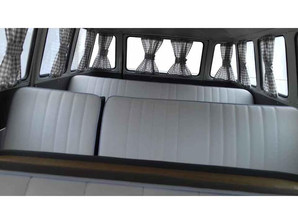 1963 Volkswagen Split-Window Bus - Image 9 of 10