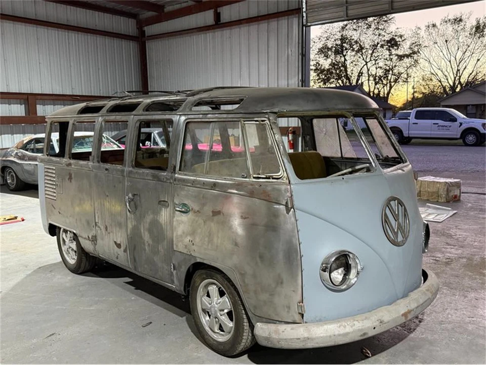 1963 Volkswagen Split-Window Bus - Image 31 of 31