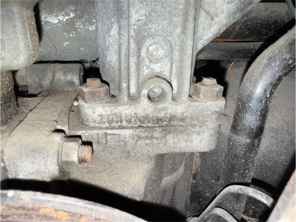 1963 Volkswagen Split-Window Bus - Image 14 of 31