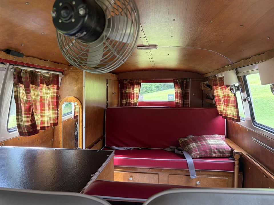 1963 Volkswagen Split-Window Bus - Image 12 of 25