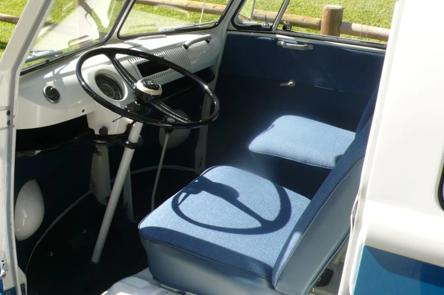 1963 Volkswagen Split-Window Bus - Image 4 of 8