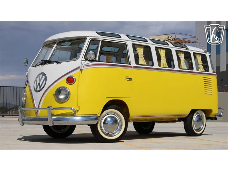 1963 Volkswagen Split-Window Bus - Image 2 of 31