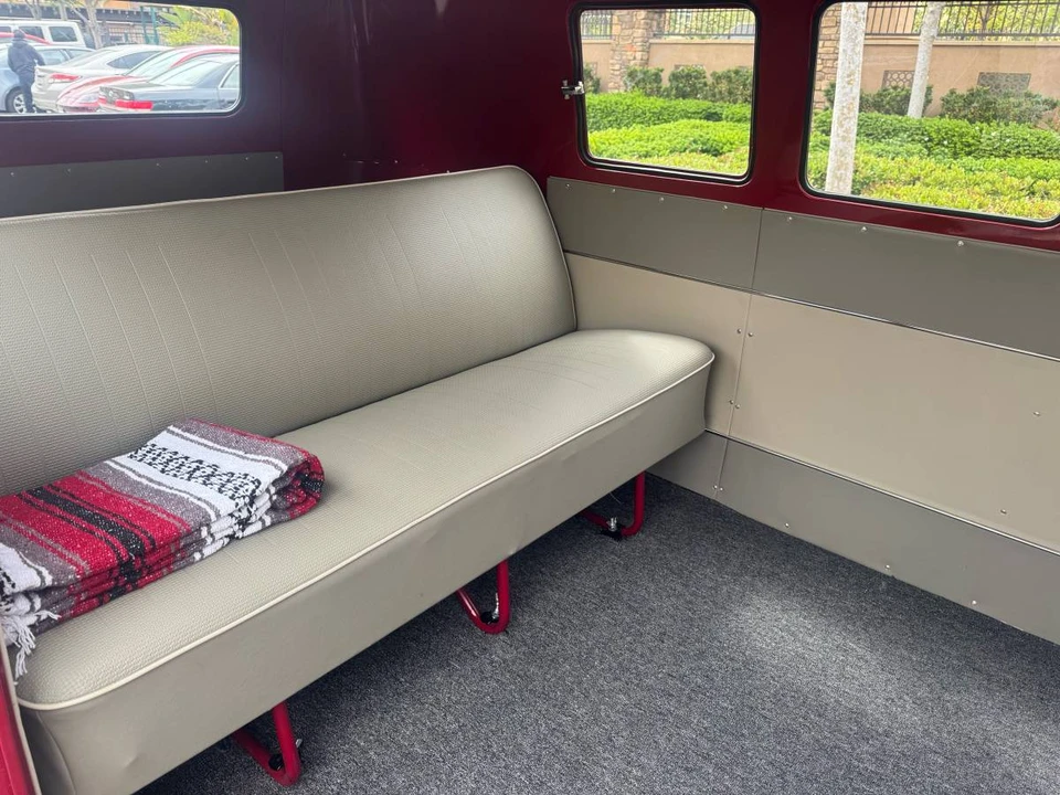 1963 Volkswagen Split-Window Bus - Image 5 of 14