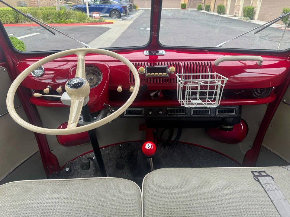 1963 Volkswagen Split-Window Bus - Image 7 of 14