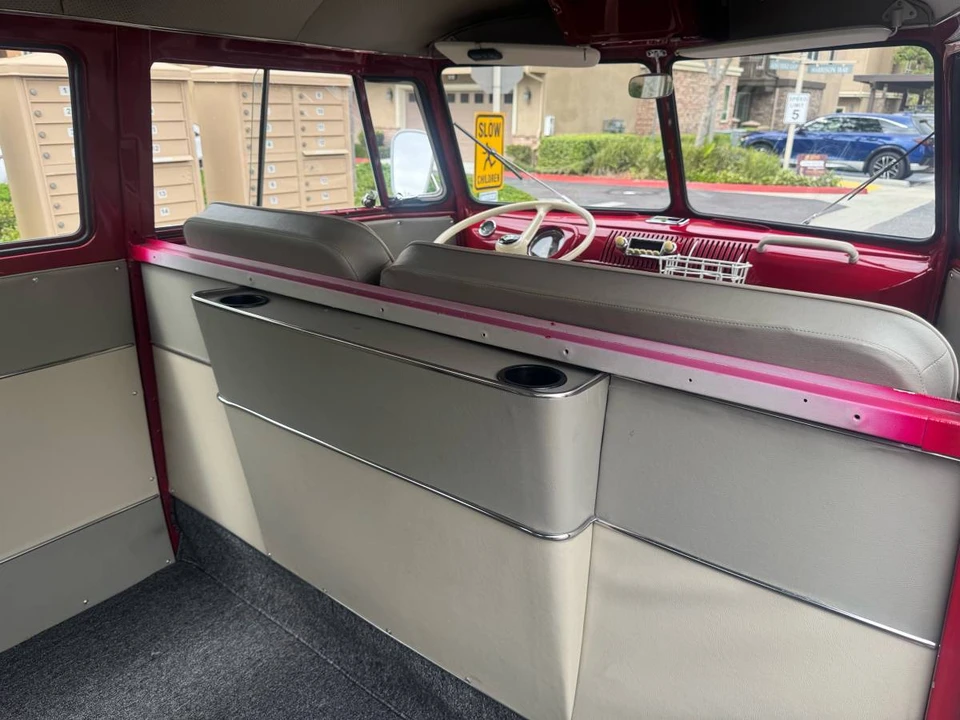 1963 Volkswagen Split-Window Bus - Image 6 of 14