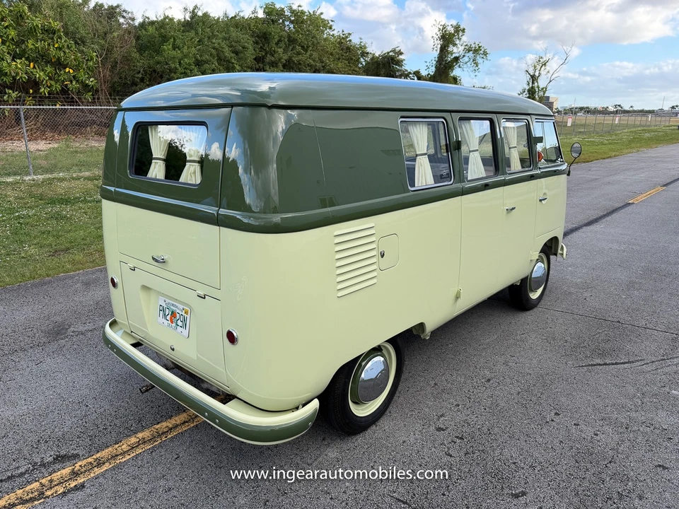 1963 Volkswagen Split-Window Bus - Image 6 of 31