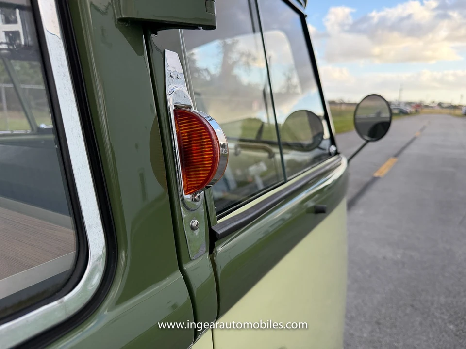 1963 Volkswagen Split-Window Bus - Image 14 of 31