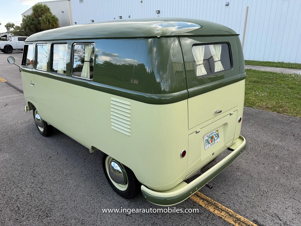 1963 Volkswagen Split-Window Bus - Image 3 of 31