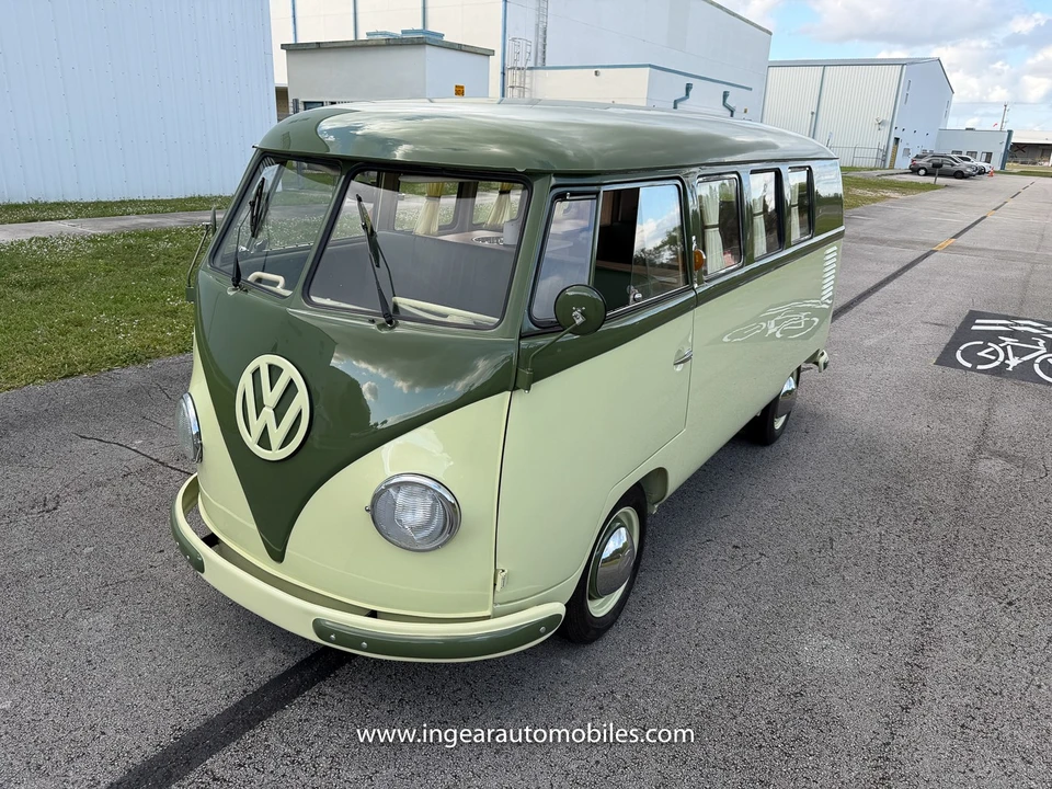 1963 Volkswagen Split-Window Bus - Image 2 of 31