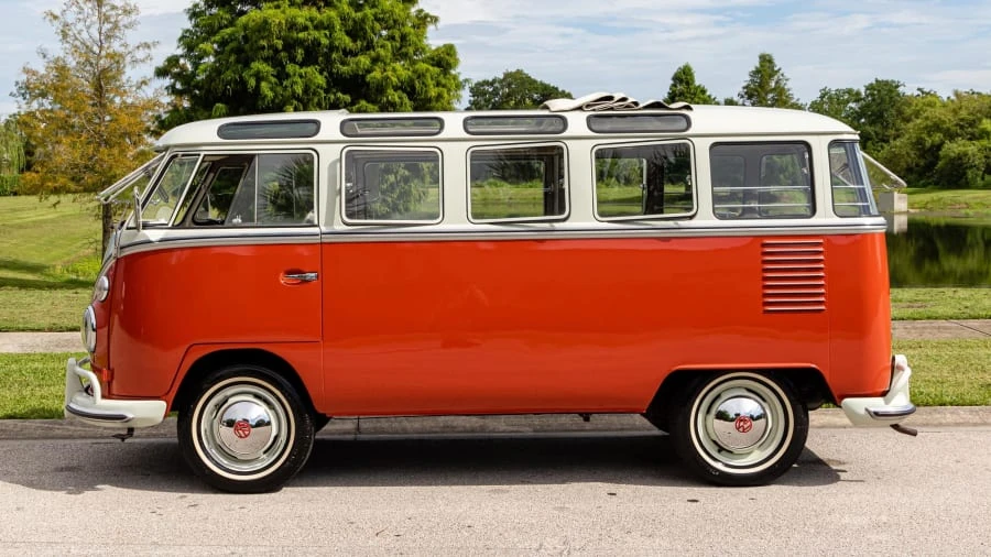 1963 Volkswagen Split-Window Bus - Image 2 of 18
