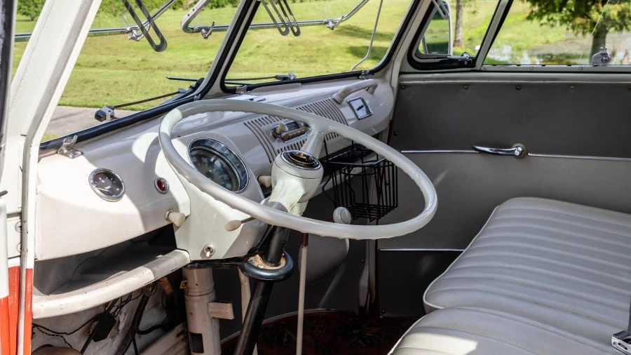 1963 Volkswagen Split-Window Bus - Image 4 of 18