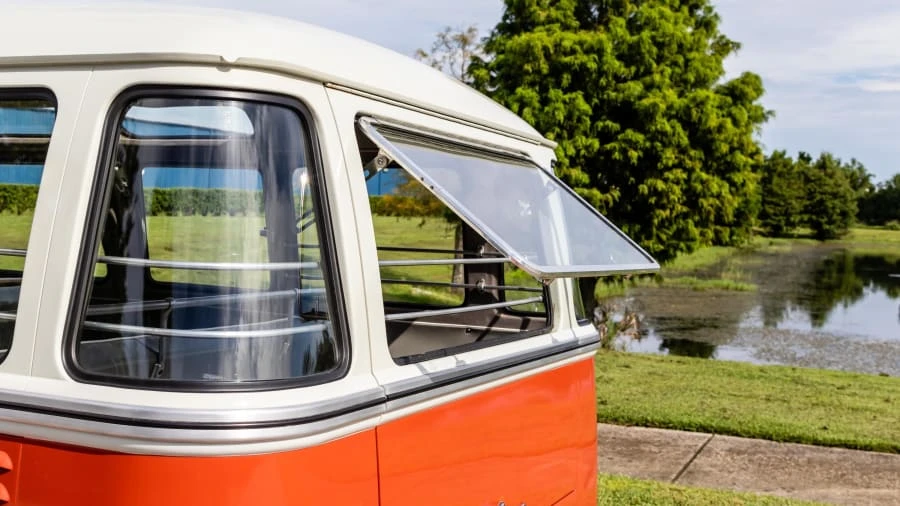 1963 Volkswagen Split-Window Bus - Image 10 of 18