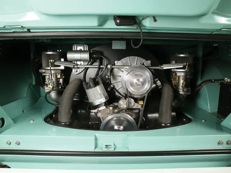 1963 Volkswagen Split-Window Bus - Image 4 of 27