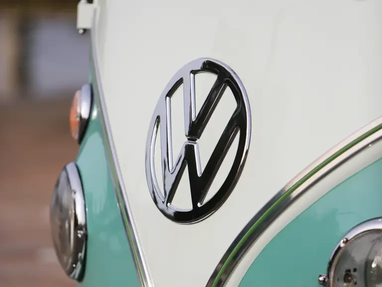 1963 Volkswagen Split-Window Bus - Image 7 of 27