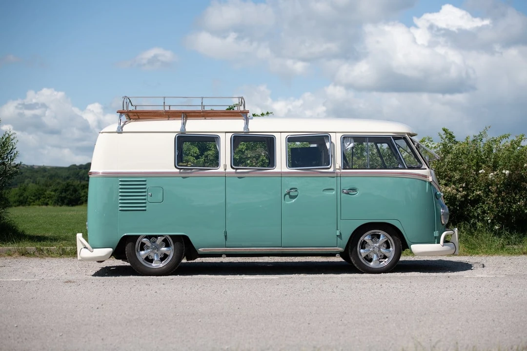 1963 Volkswagen Split-Window Camper - Image 25 of 30