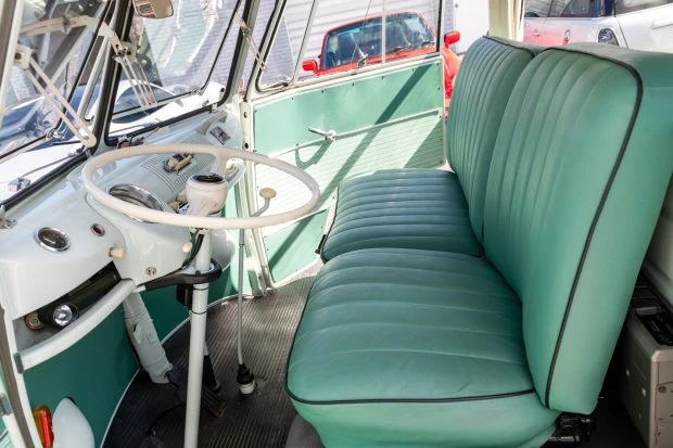 1963 Volkswagen Split-Window Bus - Image 4 of 9