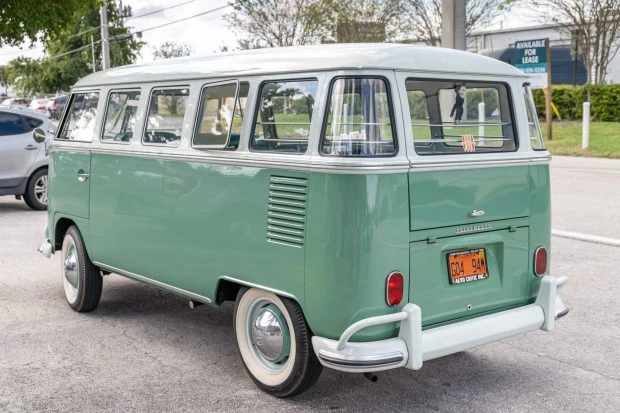 1963 Volkswagen Split-Window Bus - Image 2 of 9