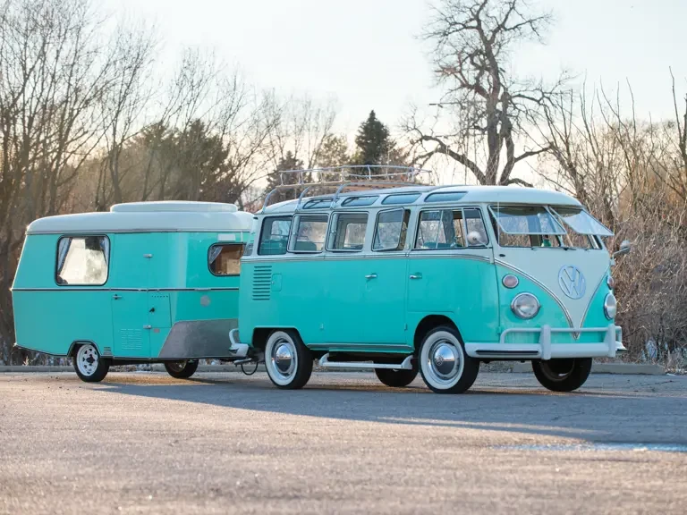 1963 Volkswagen Split-Window Bus - Image 2 of 31