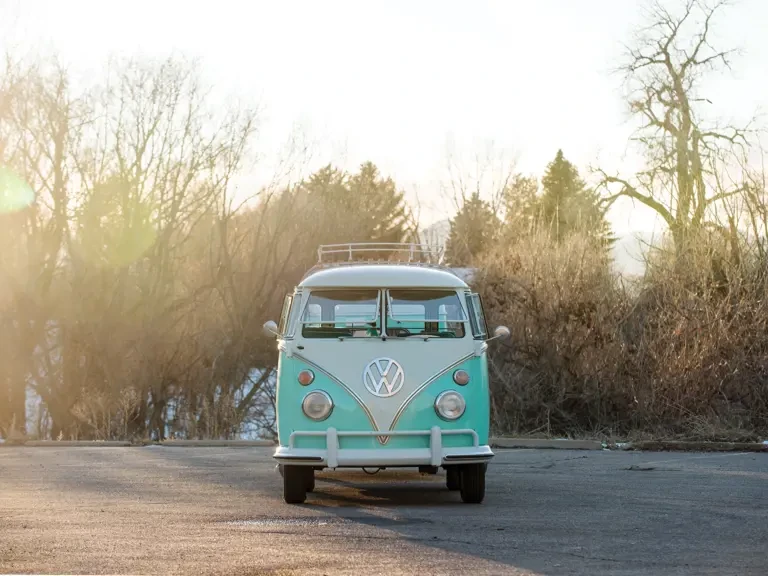 1963 Volkswagen Split-Window Bus - Image 9 of 31