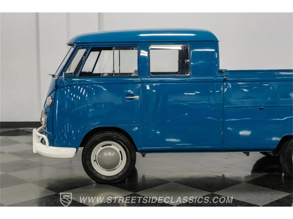 1963 Volkswagen Split-Window Bus - Image 23 of 31
