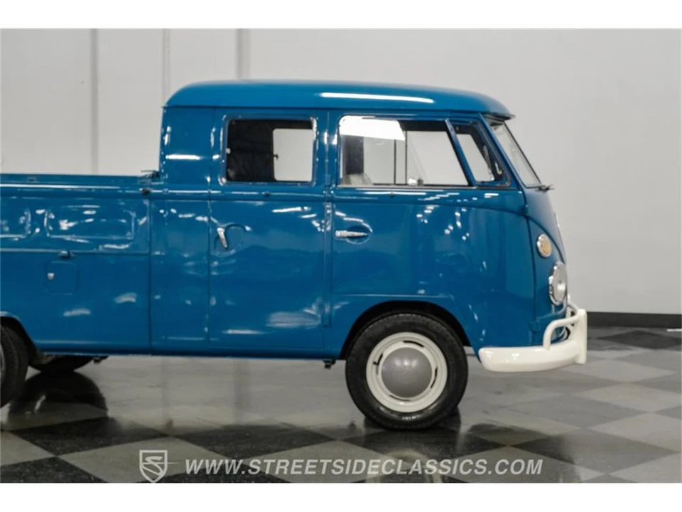 1963 Volkswagen Split-Window Bus - Image 28 of 31