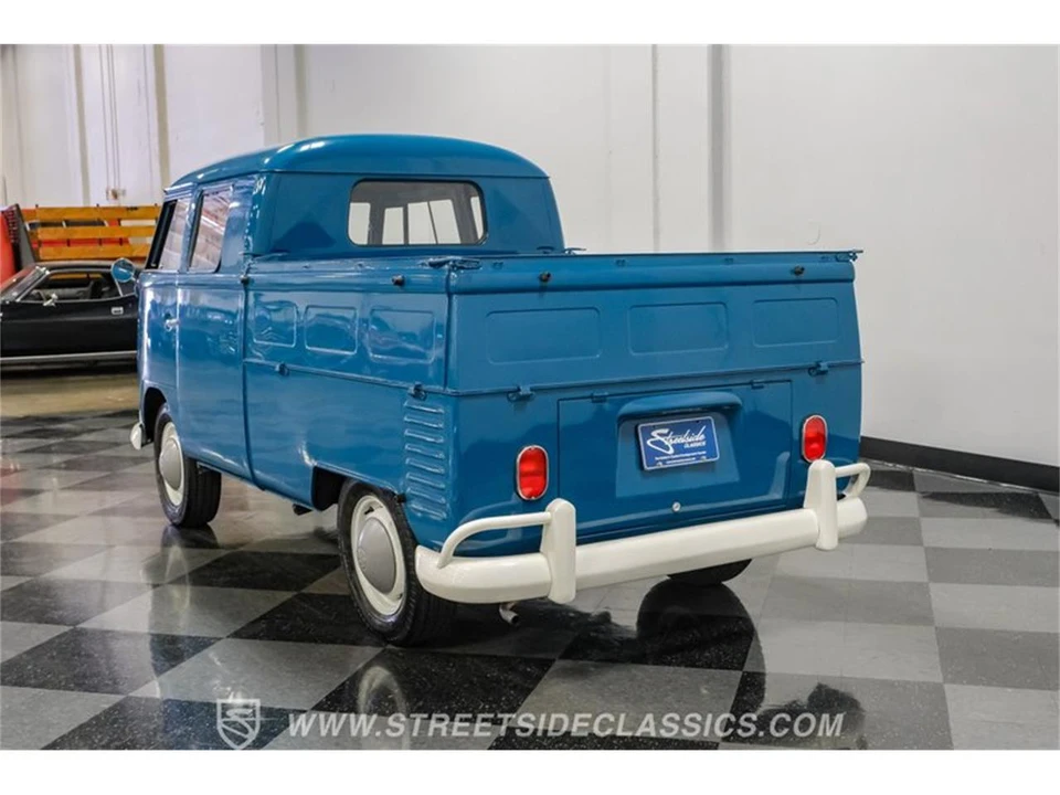 1963 Volkswagen Split-Window Bus - Image 10 of 31