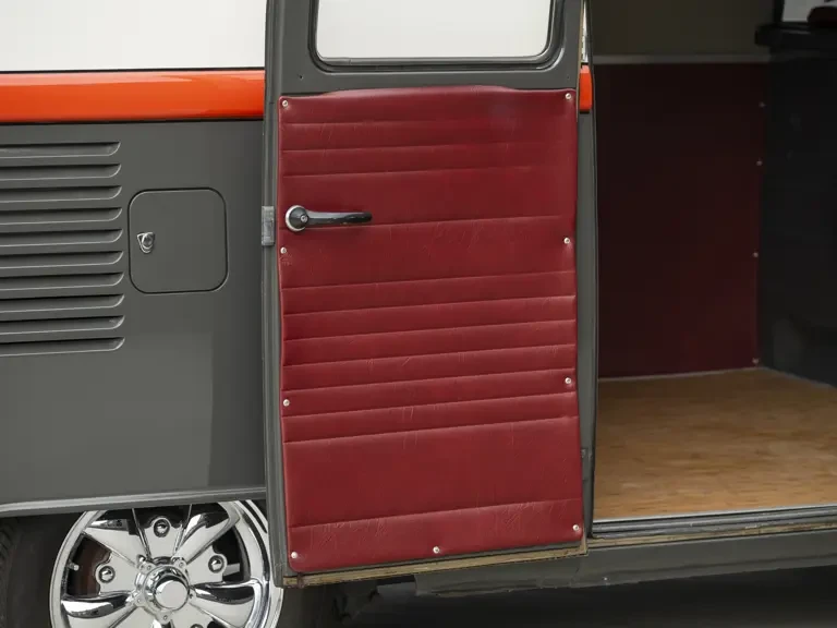 1963 Volkswagen Split-Window Bus - Image 25 of 31