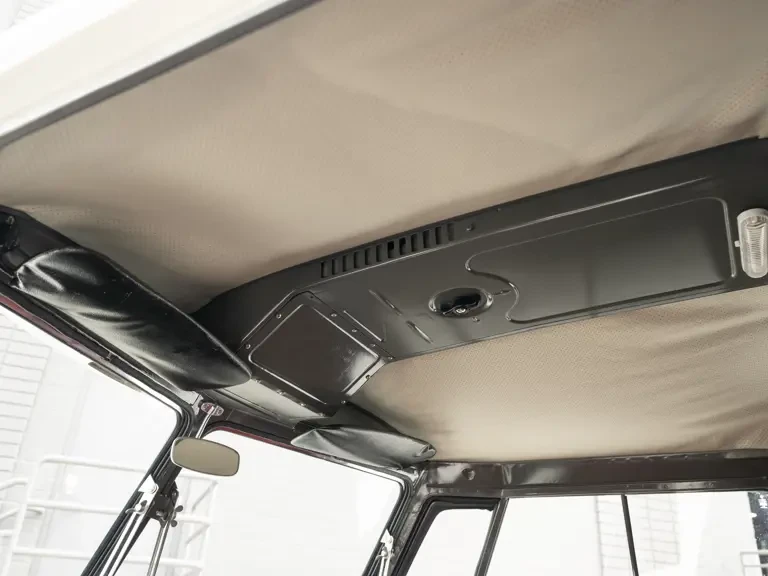 1963 Volkswagen Split-Window Bus - Image 19 of 31