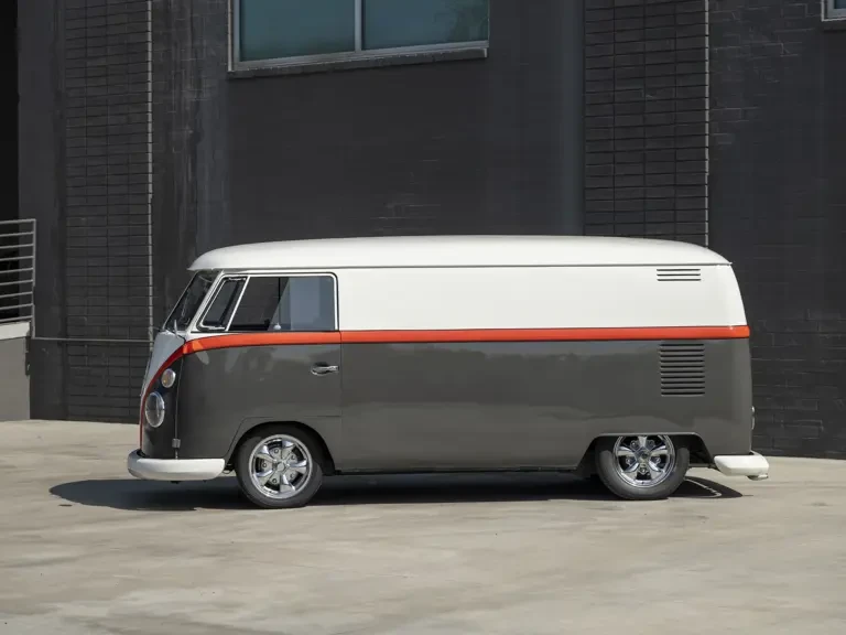 1963 Volkswagen Split-Window Bus - Image 6 of 31