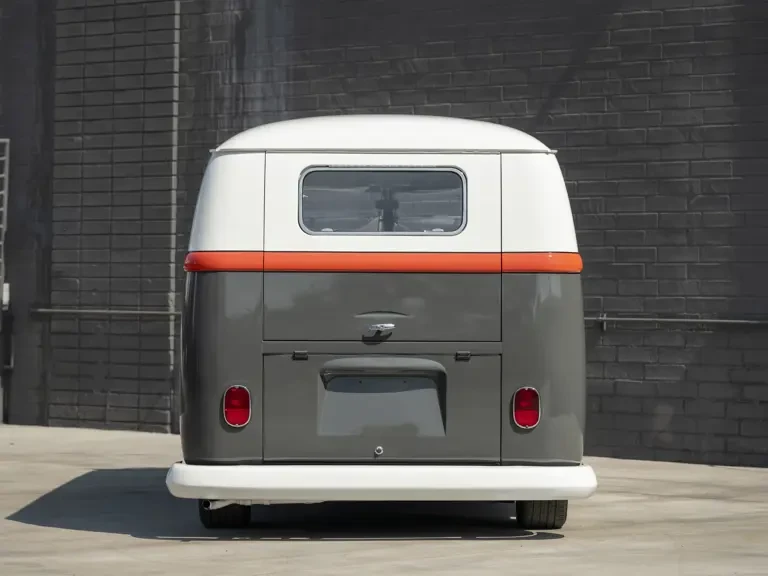 1963 Volkswagen Split-Window Bus - Image 9 of 31