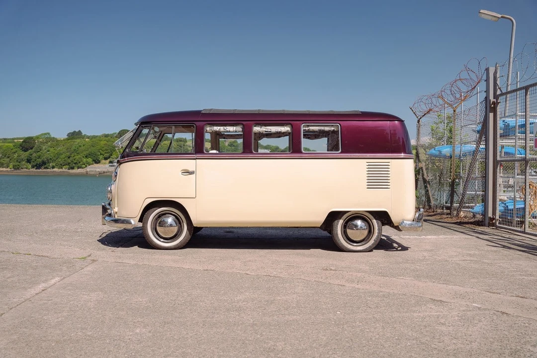 1963 Volkswagen Split-Window Bus - Image 20 of 30