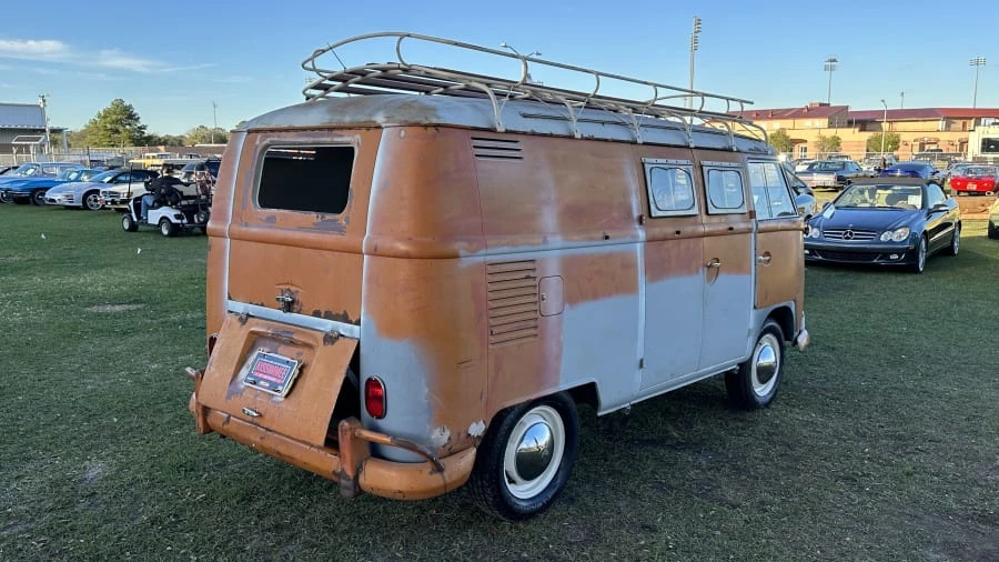 1963 Volkswagen Split-Window Bus - Image 2 of 6