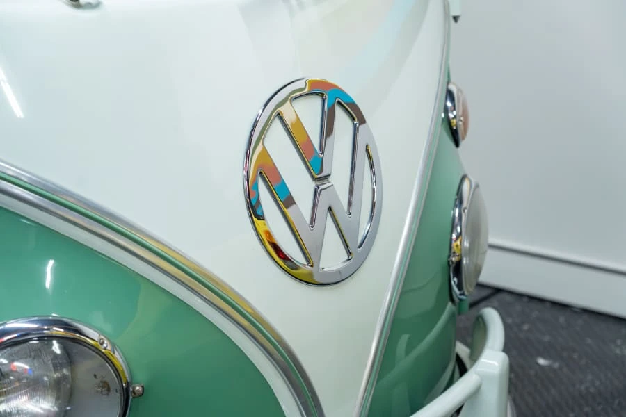 1963 Volkswagen Split-Window Bus - Image 6 of 16